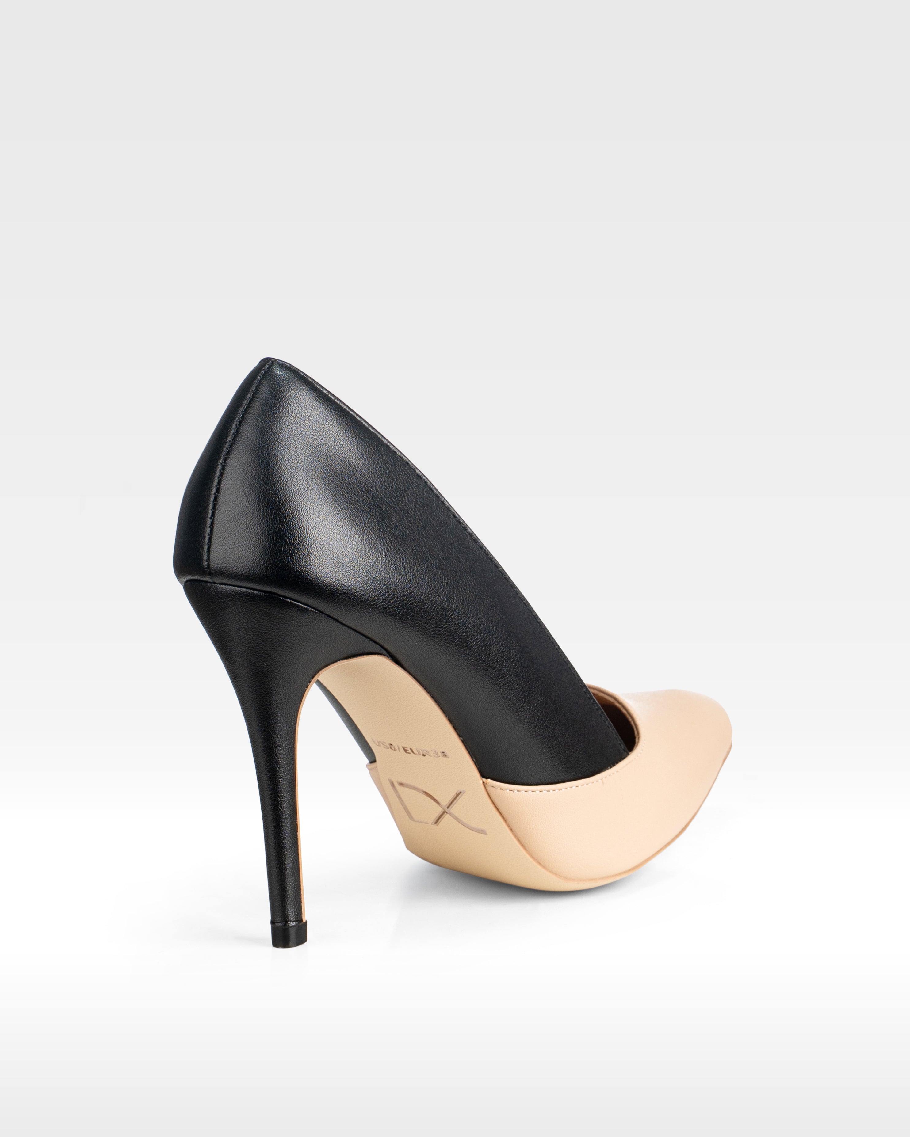AMELIA Pump in Beige and Black - Duo Tone Vegan Leather